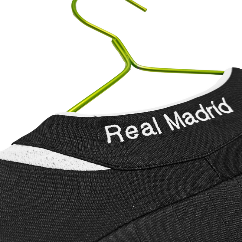 Camisa Retrô Real Madrid Manga Longa 2006/07 Away