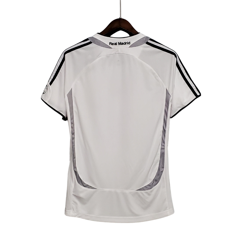 Camisa Retrô Real Madrid 2006/07 Home